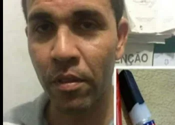 HOMEM COLA VAGINA DA ESPOSA PORQUE ESTAVA COM MEDO…