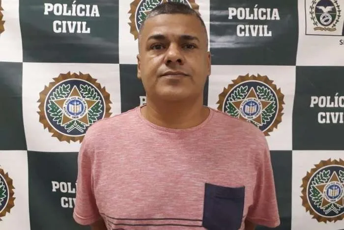 PASTOR E TAMBÉM TRAFICANTE DE ARMAS É PRESO NA ZONA OESTE!!