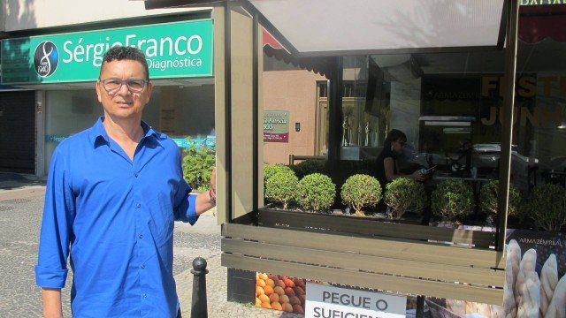 Restaurante em Bairro na Zona Oeste oferece comida a moradores de rua e animais