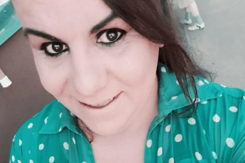 Jogador de futebol mata transexual para esconder relação entre os dois