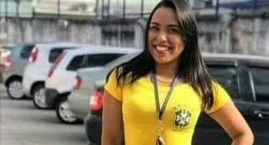 JOVEM É ESFAQUEADA PELO EX NAMORADO NO RJ!!!