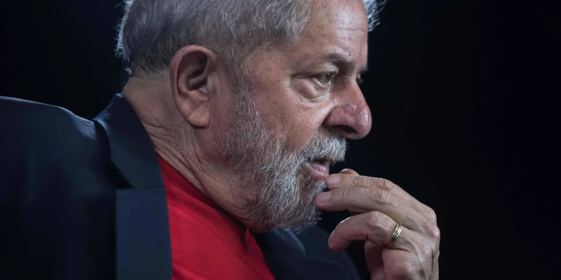 Presidente do TRF-4 determina que Lula deve continuar preso