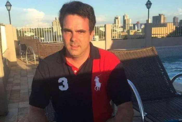 HOMEM QUE TENTOU MATAR A EX MULHER E O NAMORADO SE SUICIDA EM BAIRRO NA ZONA OESTE!!