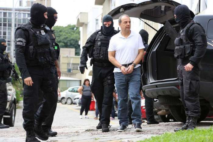 Cabral é levado para solitária em Bangu