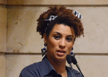MARIELLE FRANCO VIRA NOME DE HAMBURGUER E CAUSA REVOLTA!!
