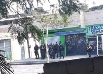QUATRO POLICIAIS PRESOS EM SANTA CRUZ POR TRABALHAREM JUNTO COM A MILÍCIA (FOTO)