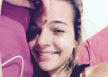 JOVEM MORRE ESTRANGULADA NO RJ!!