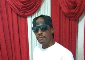 MORADOR DA ZONA OESTE SOFRE REPRESARIA POR FANTASIA SEXUAL!!