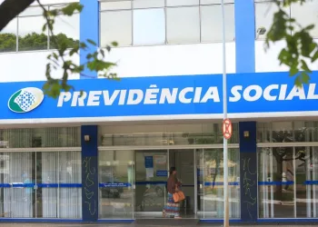 INSS convoca 178 mil segurados para perícia