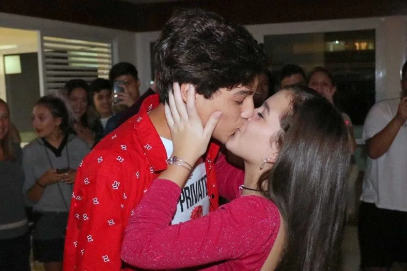 Aos 14 anos, Atriz da Globo faz planos com o namorado: “Queremos casar”
