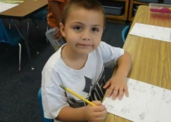 Garoto é torturado e morto após dizer que gostava “de meninos”