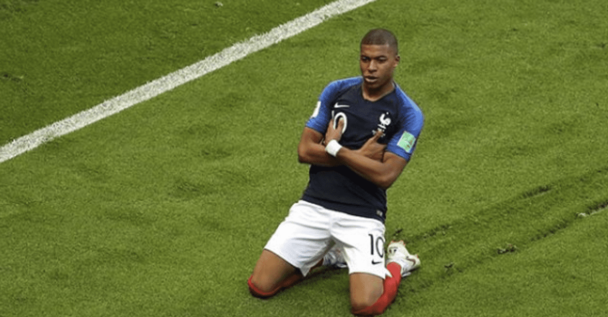 Jogador da França doa todo salário da Copa para caridade