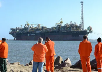 Governo Temer vende mais três áreas preciosas do pré-sal a multinacionais