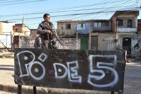 Comunidade na Zona Oeste é Porta das Drogas na Cidade do Rio