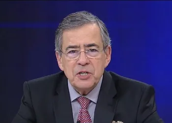 Jornalista é hostilizado após texto duro sobre Casagrande