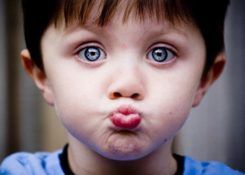 Uma Criança Feliz É Barulhenta, Inquieta, Alegre E Rebelde