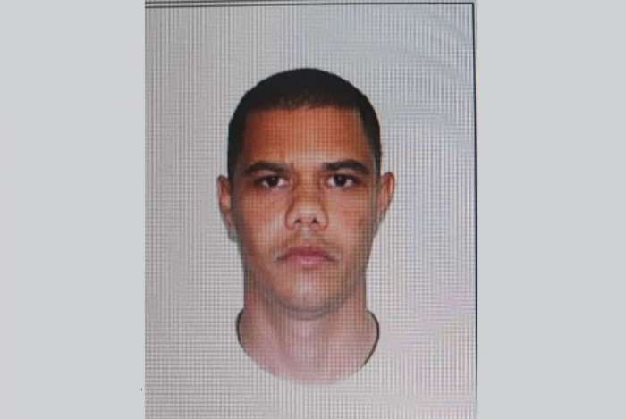 Sargento da PM que atua na milícia está foragido