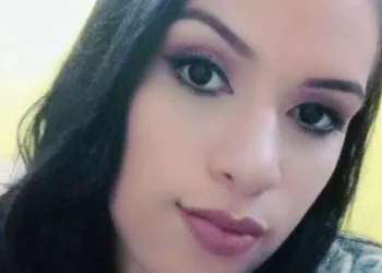Mulher é morta em comunidade no RJ!! O marido é suspeito