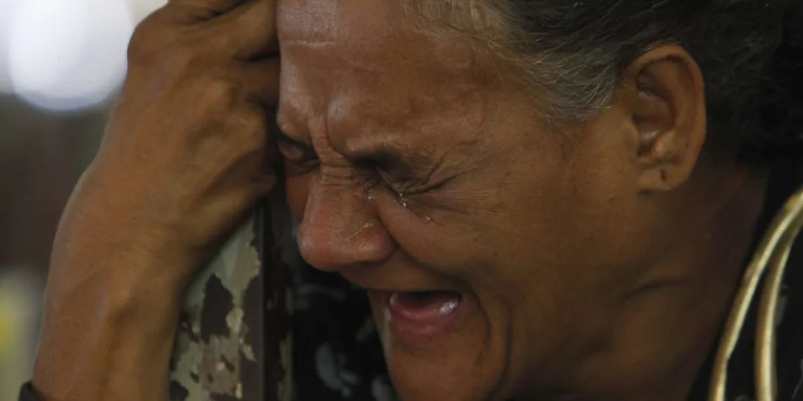 A dor de uma tia’A gente implorava pra ele sair dessa vida’, diz tia de adolescente morto dentro de trem no rj