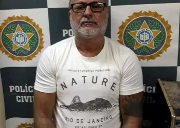 POLÍCIA PRENDE UM DOS MAIORES LADRÕES DE CARGAS DE CIGARRO DO RIO!!