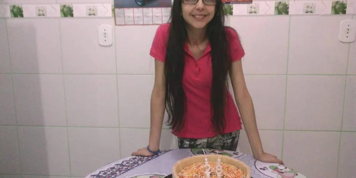 DESAPARECIDA EM BAIRRO NA ZONA OESTE!! AJUDEM!!!