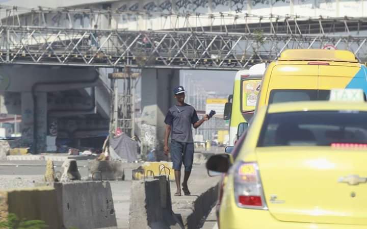 Celulares Roubados na Av. Brasil