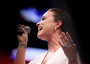Demi Lovato teve overdose da mesma droga que matou Prince, diz site