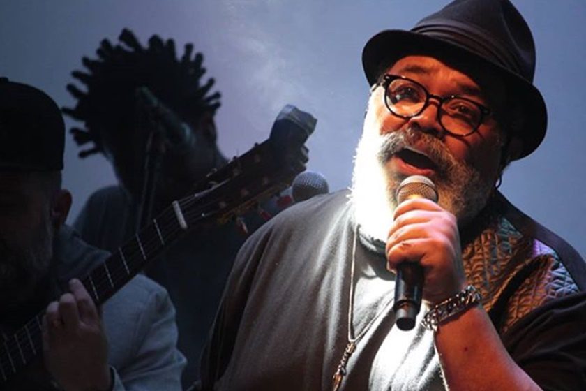 Cantor recebe alta após cirurgia cardíaca no Rio