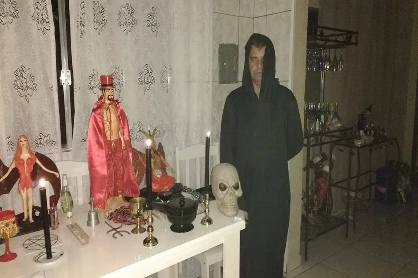 Casal pode ter matado jovem grávida em ritual satânico, diz polícia