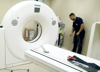 Prefeitura vai dobrar capacidade de exames em Hospital na Zona Oeste com novo tomógrafo