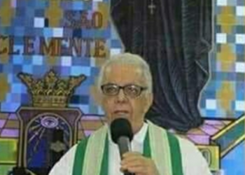 Padre é esfaqueado por guardador de carros no RJ!!