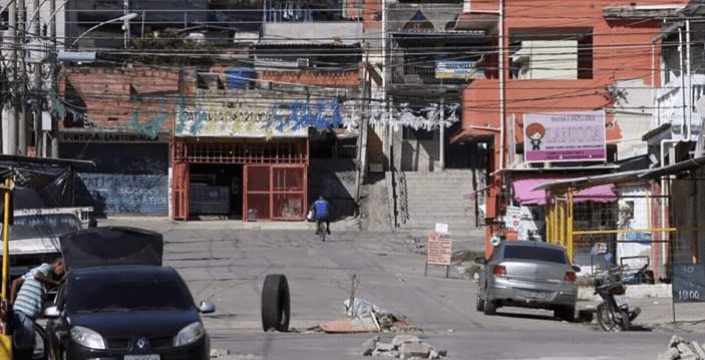 Mulher Baleada em comunidade na Zona Oeste!!