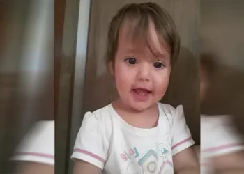 Bebê morre após se afogar em tanque