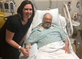 Mulher doa rim para estranho: “chamado de Deus”