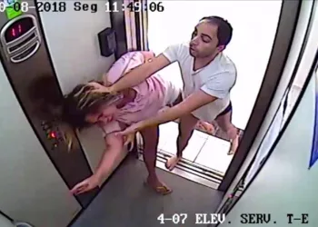 Vocalista de banda de forró agride ex na frente do filho de 6 anos