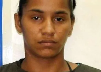 MONSTRA!!! Mãe é presa por matar a filha de 1 ano no RJ!!!