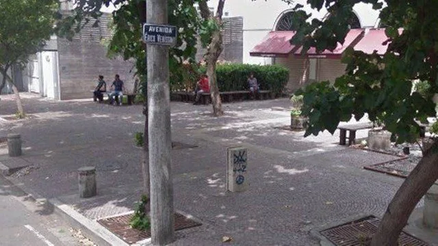 Bandidos assaltam clientes de pizzaria em Bairro na Zona Oeste: ‘levaram tudo de todos’