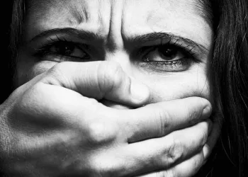 HOMEM QUE BATE EM MULHER!!! BASTA!!! TODA MULHER PRECISA LER ISSO…