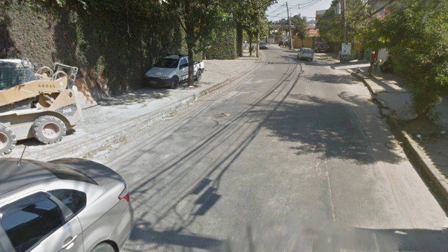 Homem morre e outro fica ferido durante tiroteio em lava jato em Bairro na Zona Oeste!!