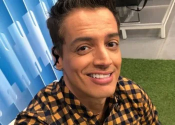 APRESENTADOR VAI SE AFASTAR DA TV PARA CUIDAR DO VICIO DA COCAINA!