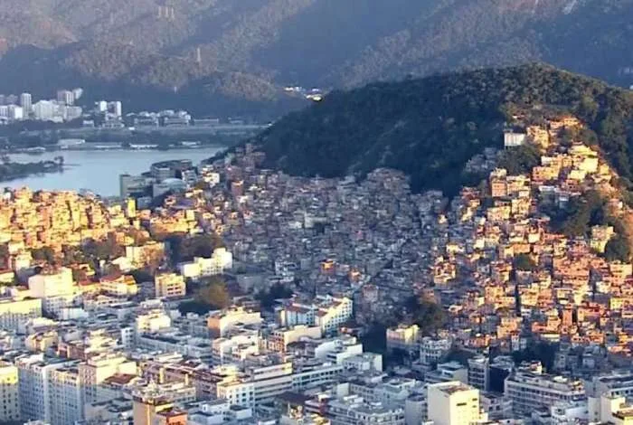 Chefe do tráfico no RJ oferece R$ 500 mil a PMs para não ser preso!!