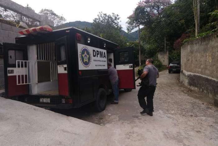 Operação resgata mais de 40 animais que sofriam maus-tratos em Campo Grande!!