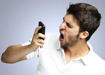 Claro, Vivo e Oi sofrem multa recorde por cobrar por serviços não-solicitados