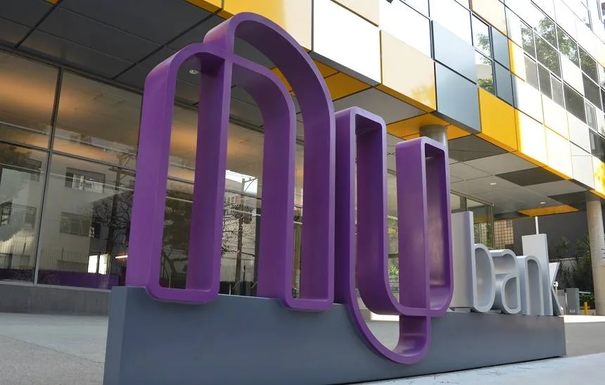 Nubank muda forma de calcular preço de compras internacionais