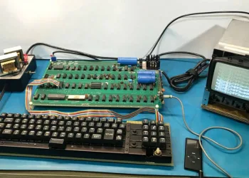 Primeiro computador da Apple é leiloado por mais de R$ 1,5 milhão