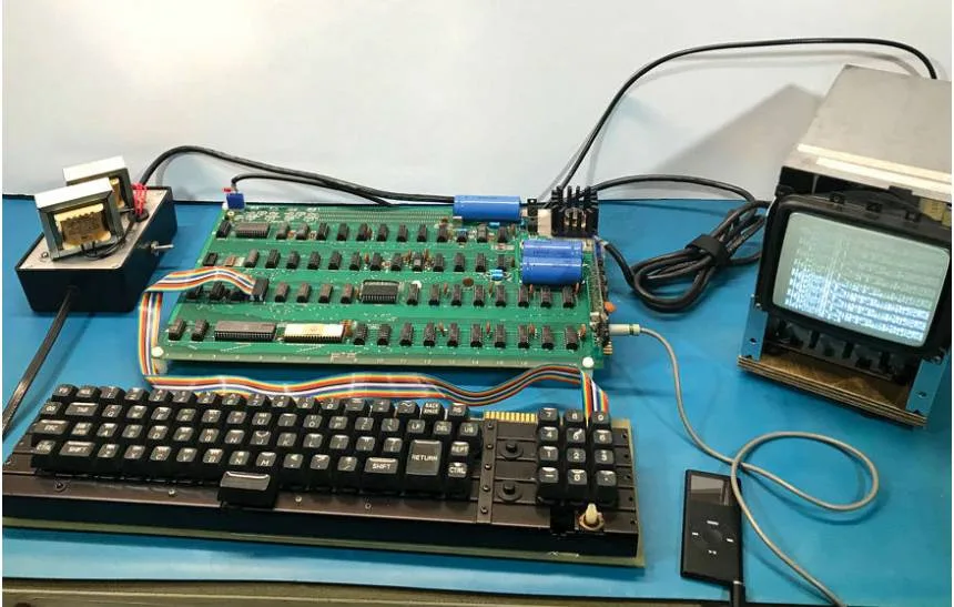 Primeiro computador da Apple é leiloado por mais de R$ 1,5 milhão