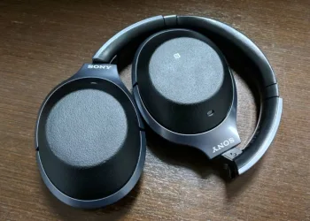 Review: Sony WH-1000XM2 é bom? Testamos o headphone com cancelamento de ruído