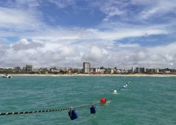 Novo cabo submarino liga Brasil à África e tem capacidade de 32 Tbps