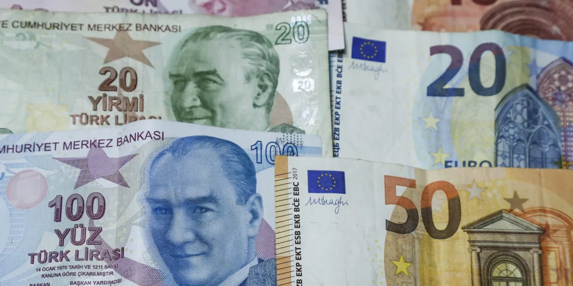Turquia enfrenta desaceleração do crescimento econômico