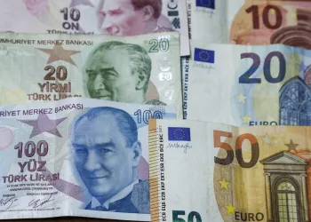 Turquia enfrenta desaceleração do crescimento econômico